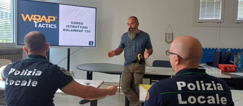 Mantova, Bolawrap alla polizia locale